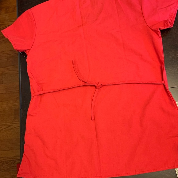 Scrubs NWT top and bottoms - Picture 2 of 3